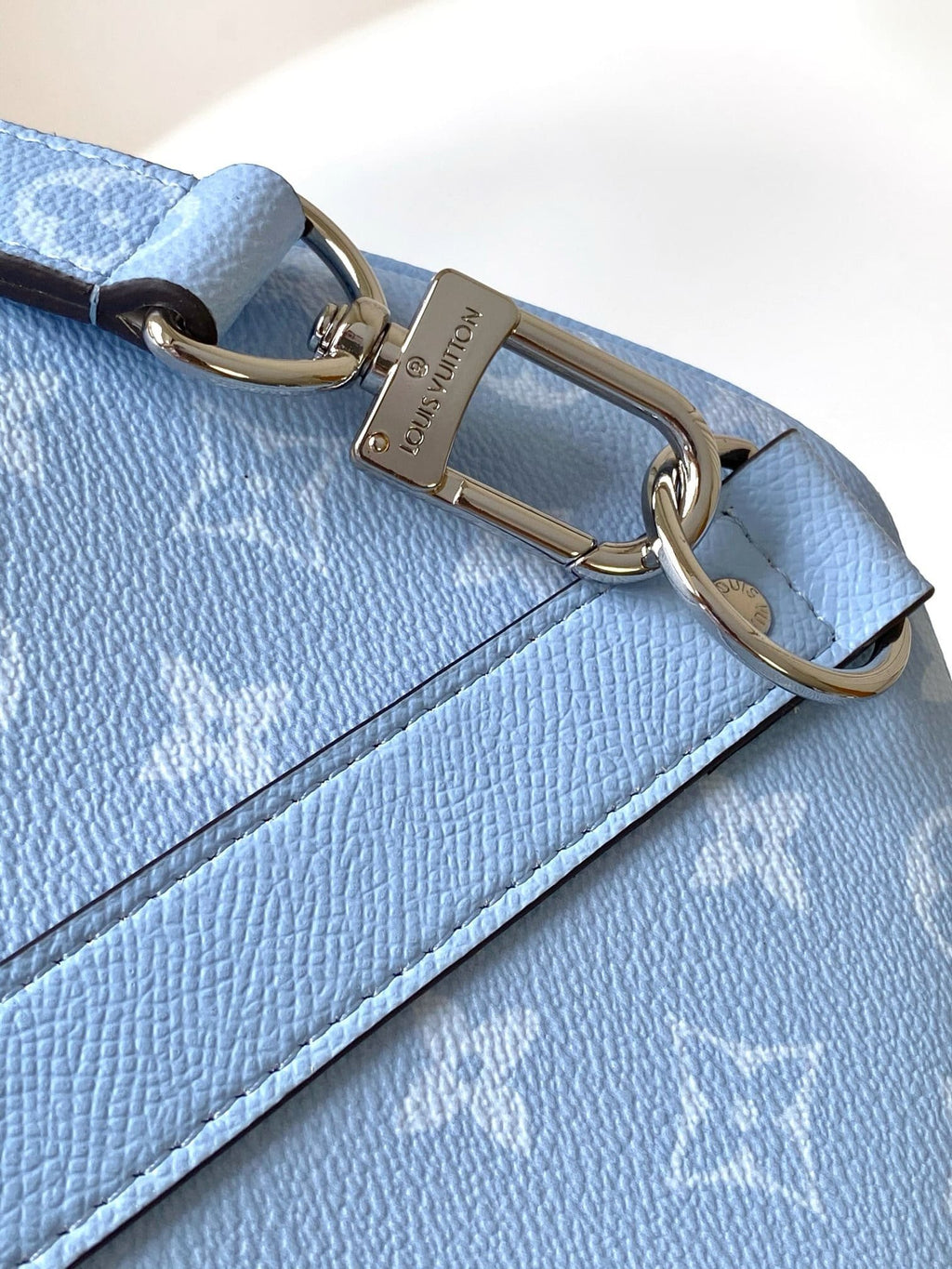 Louis Vuitton M14122 Keepall Bandoulière 50