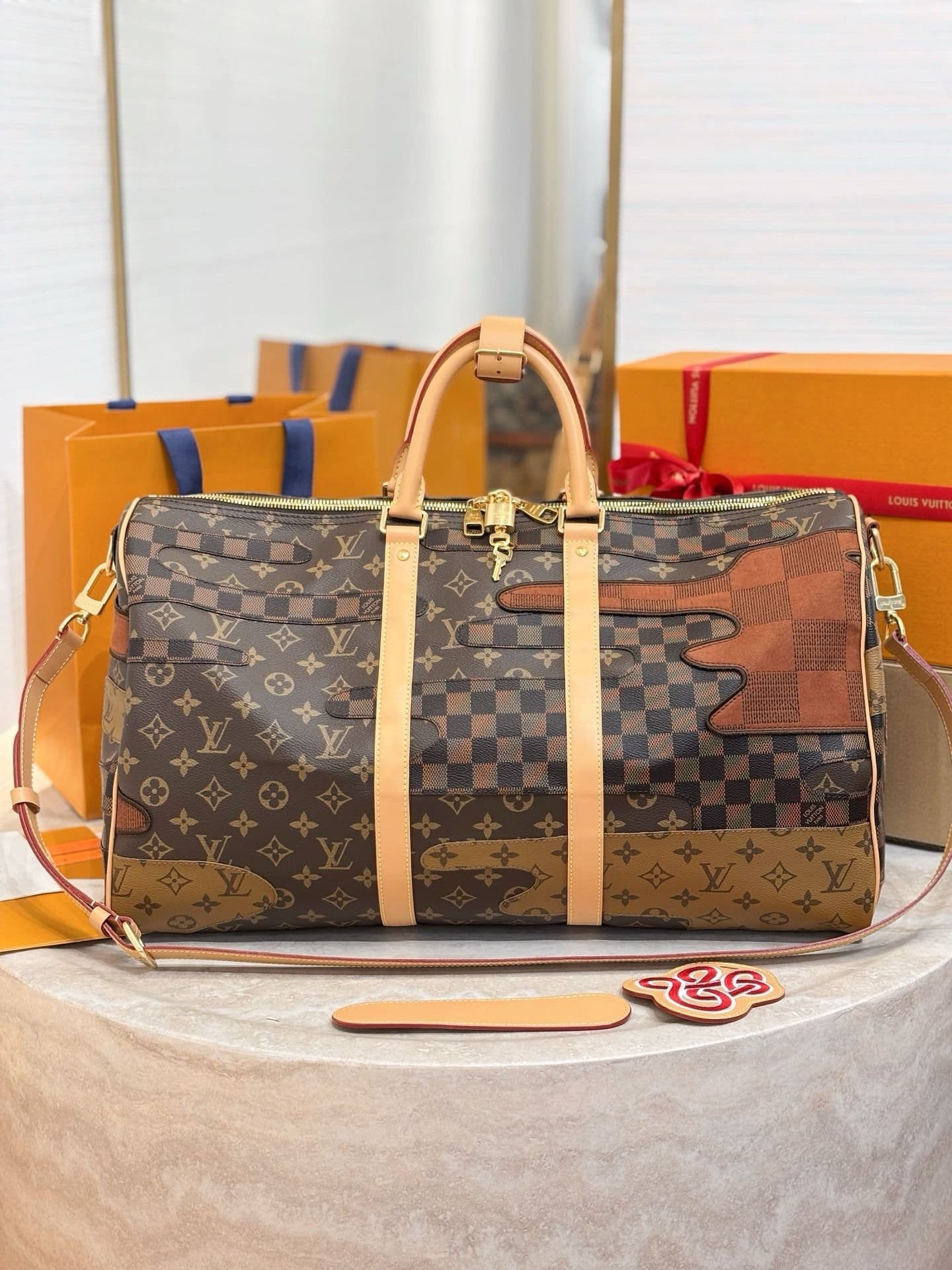 Louis Vuitton M26119 Keepall Bandoulière 50