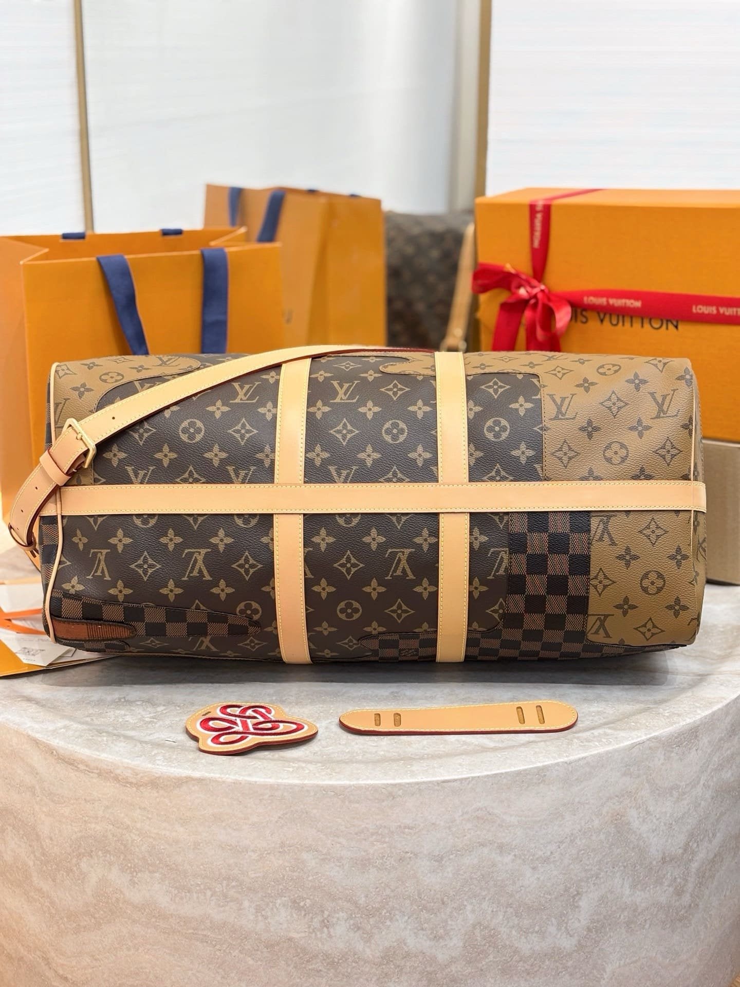 Louis Vuitton M26119 Keepall Bandoulière 50