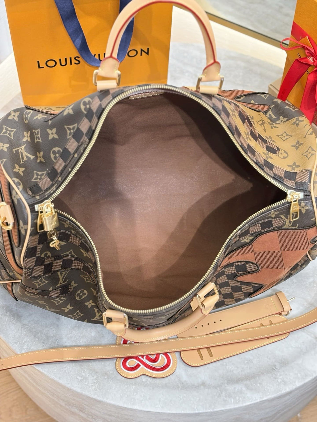 Louis Vuitton M26119 Keepall Bandoulière 50