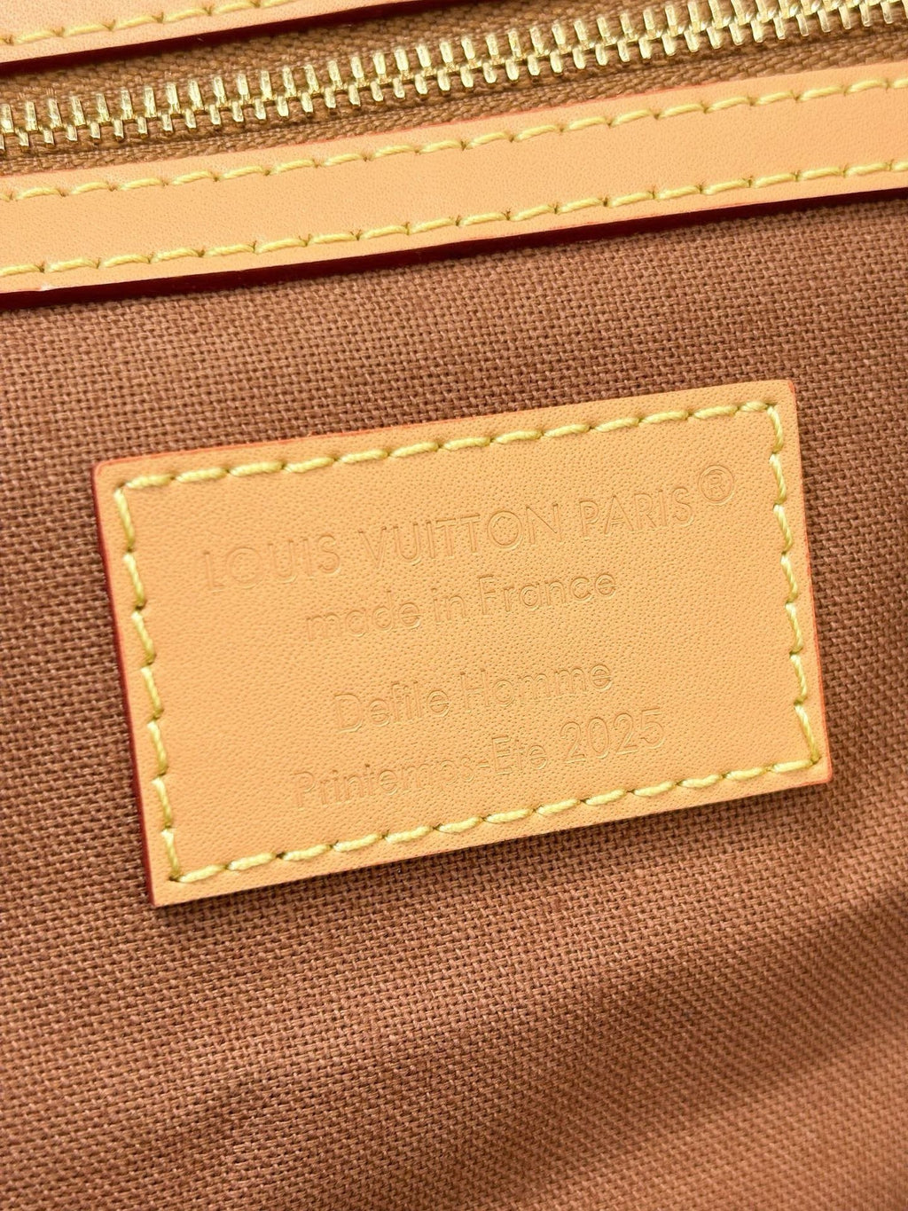 Louis Vuitton M26119 Keepall Bandoulière 50