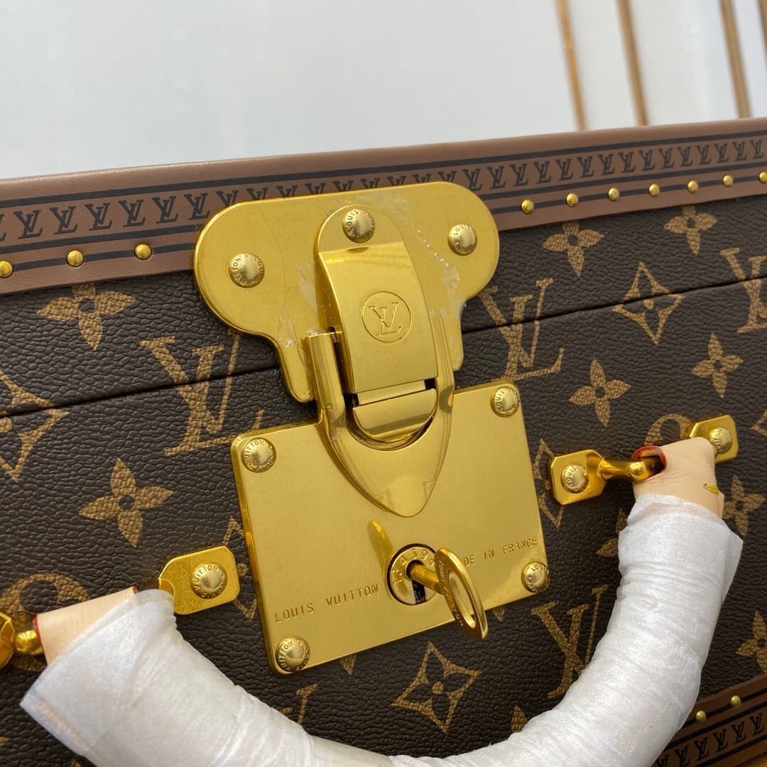 Louis Vuitton M21324 Bisten 70