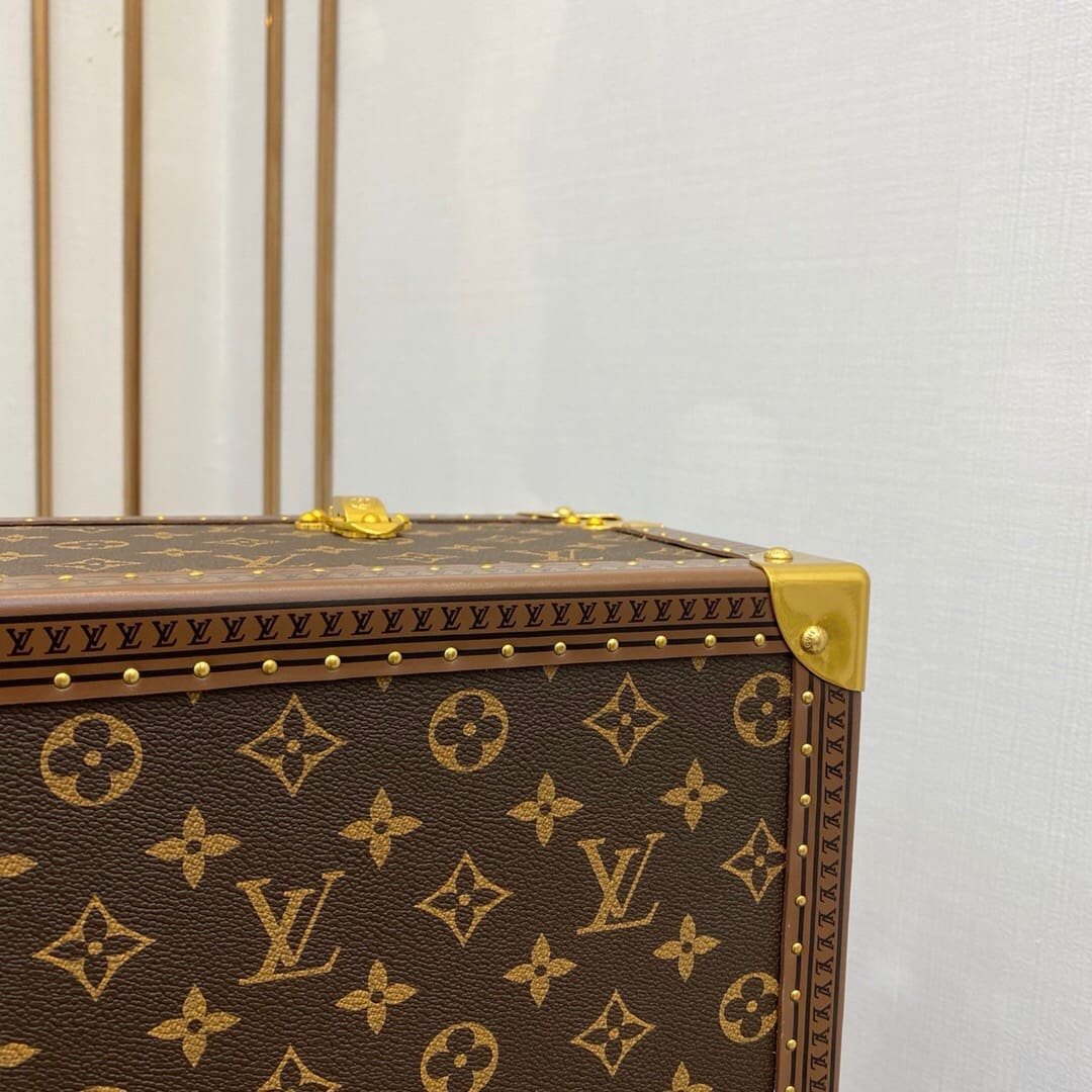 Louis Vuitton M21324 Bisten 70