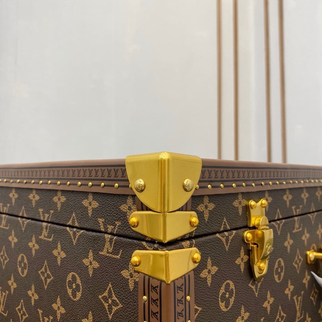 Louis Vuitton M21326 Bisten 60