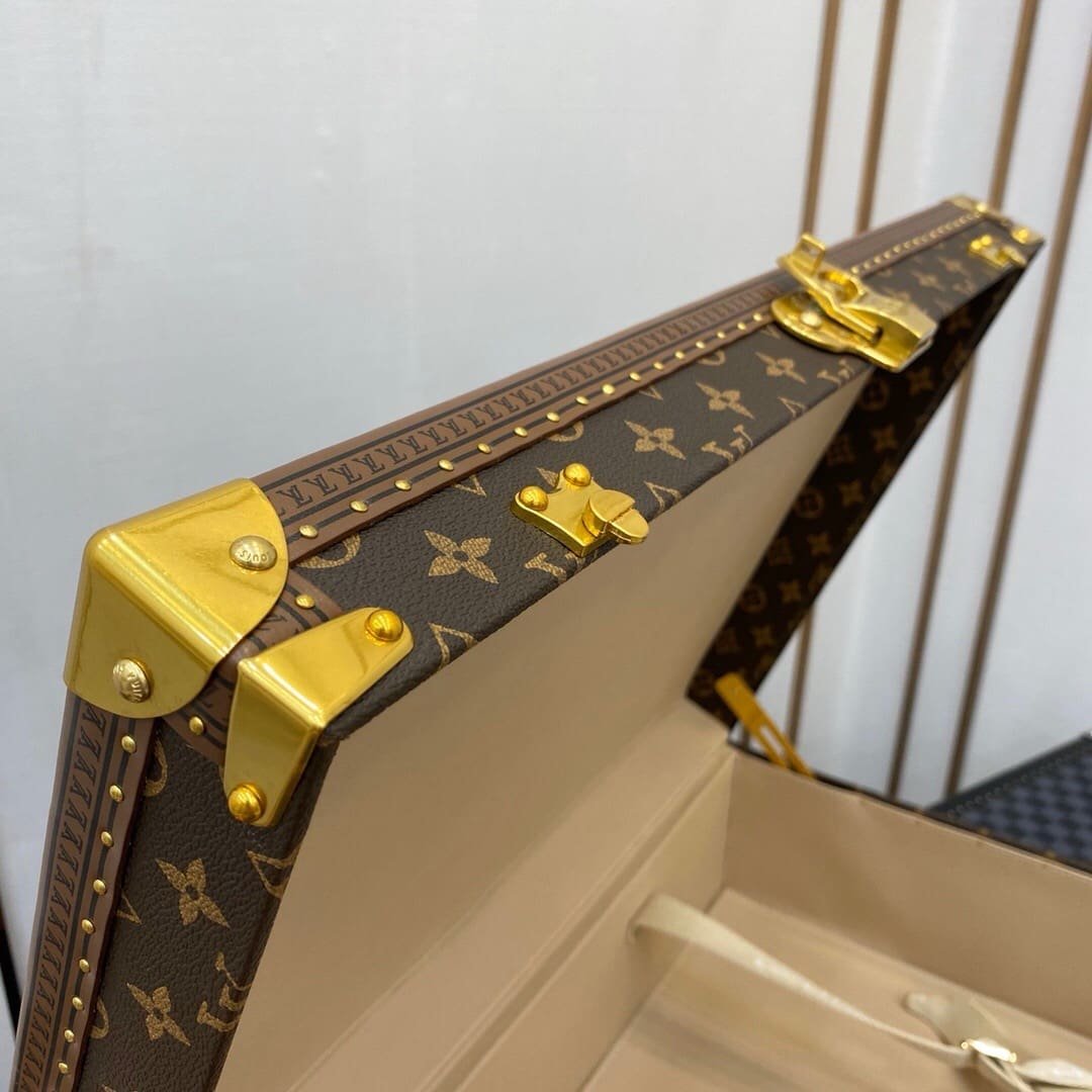 Louis Vuitton M21327 Bisten 55