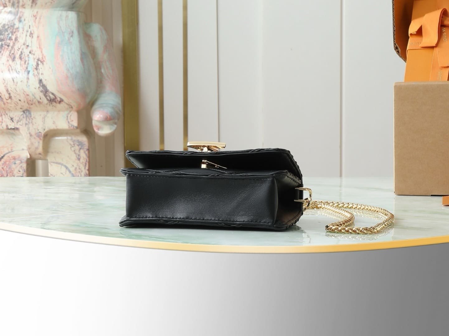 Louis Vuitton M13139 Wallet On Chain GO-14