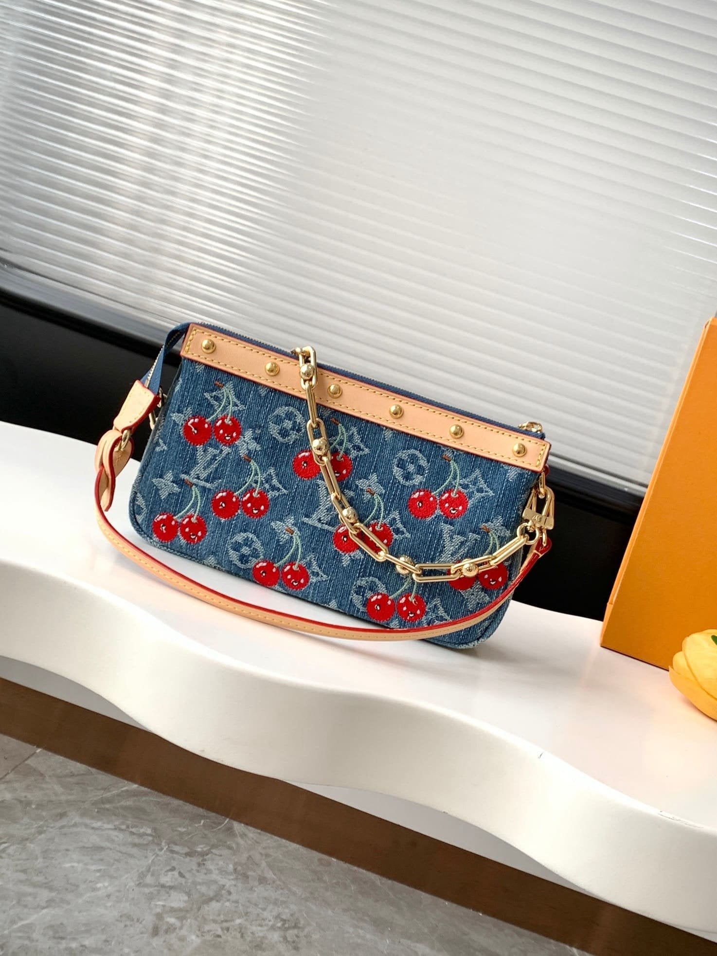 Louis Vuitton M13994 LV x TM Pochette Accessoires
