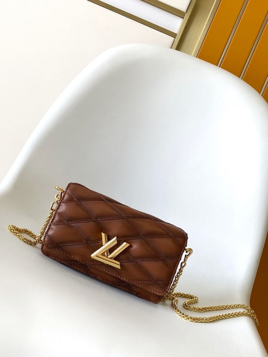 Louis Vuitton M13841 Wallet On Chain GO-14