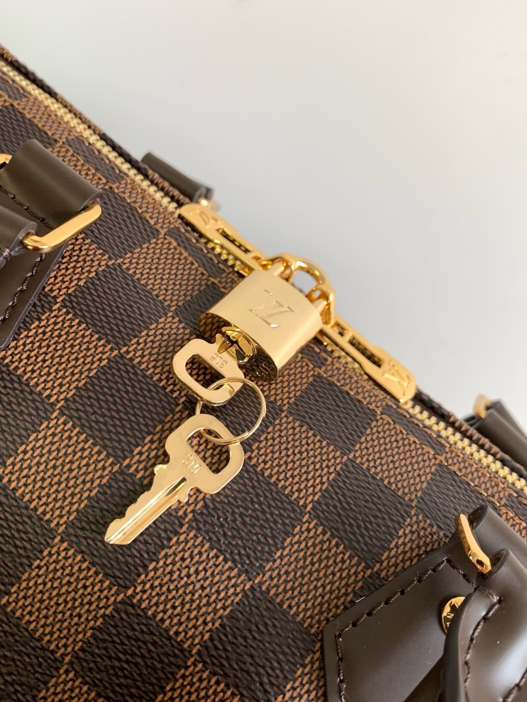 Louis Vuitton N40590 Speedy Bandoulière 30
