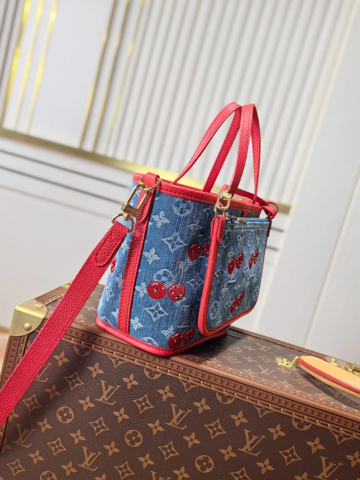 Louis Vuitton M14997 LV x TM Neverfull Inside Out BB