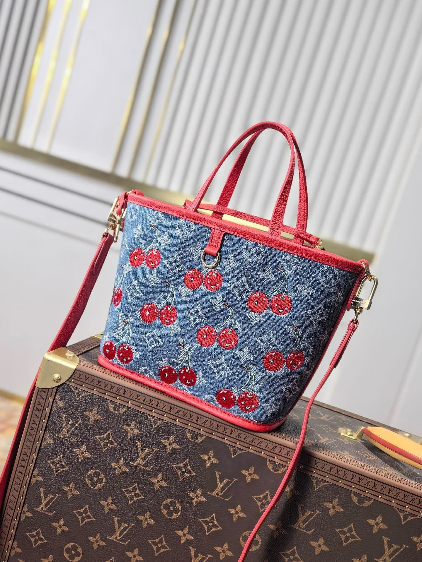 Louis Vuitton M14997 LV x TM Neverfull Inside Out BB