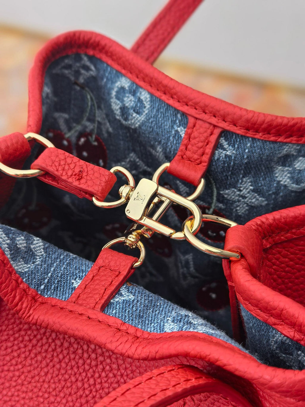 Louis Vuitton M14997 LV x TM Neverfull Inside Out BB