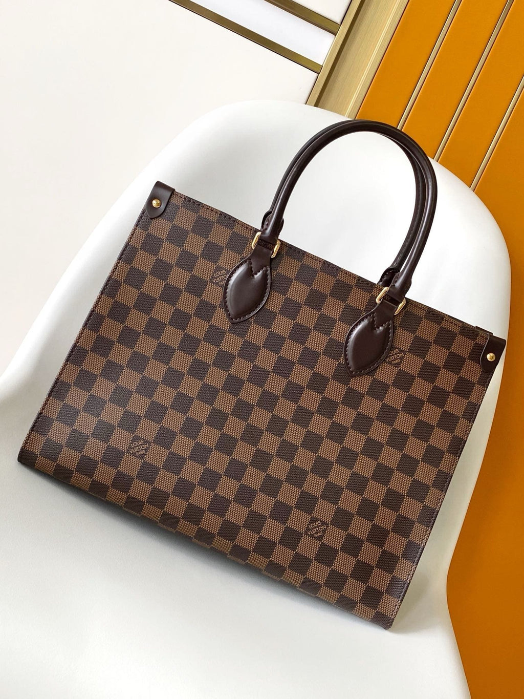 Louis Vuitton N00065 OnTheGo MM