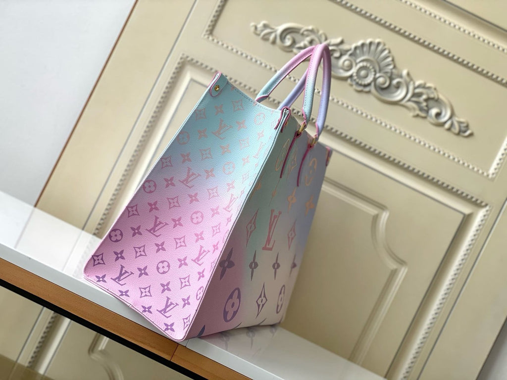 Louis Vuitton ONTHEGO GM M46076