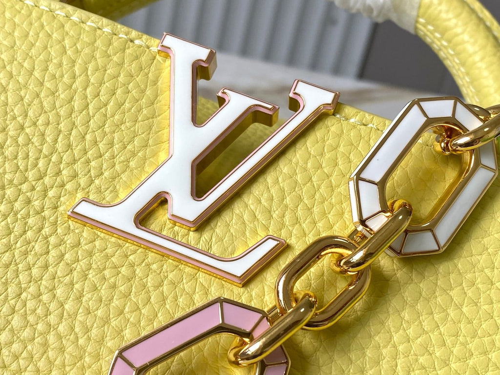 Louis Vuitton M25232 Capucines Mini