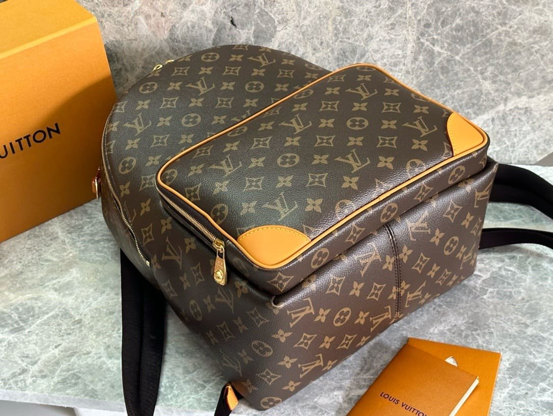 Louis Vuitton M25979 Discovery Cargo Backpack