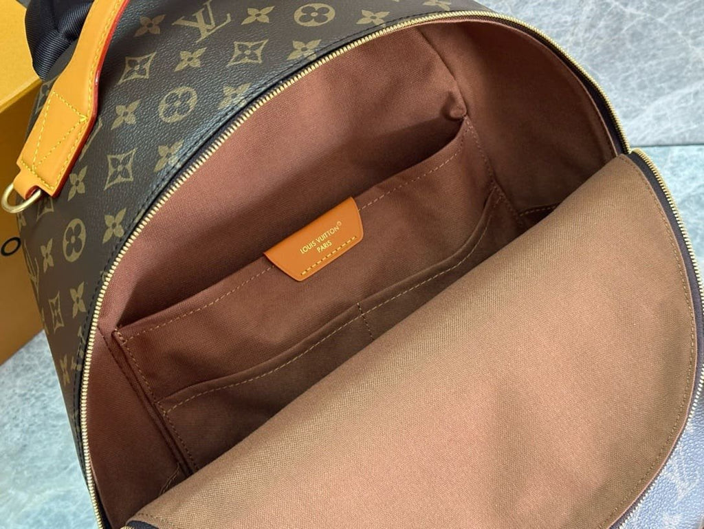Louis Vuitton M25979 Discovery Cargo Backpack