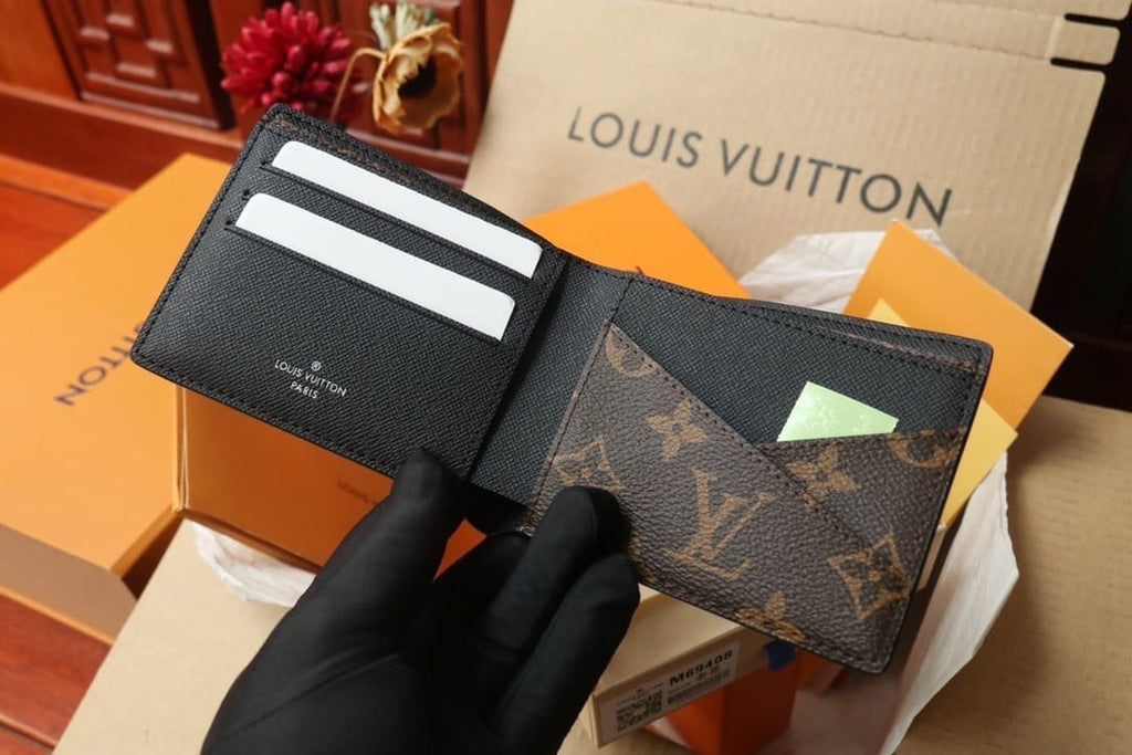 Louis Vuitton M69408 Multiple Wallet