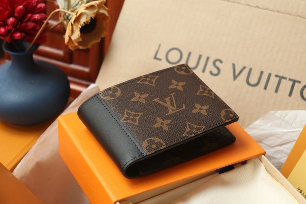 Louis Vuitton M69408 Multiple Wallet