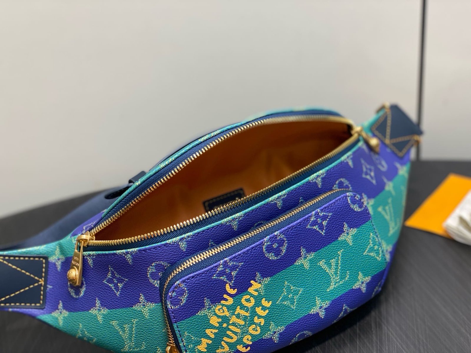 Louis Vuitton M25783 Rush Bumbag