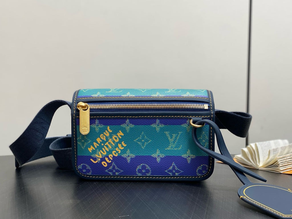 Louis Vuitton M15173 Bosphore Wearable Wallet