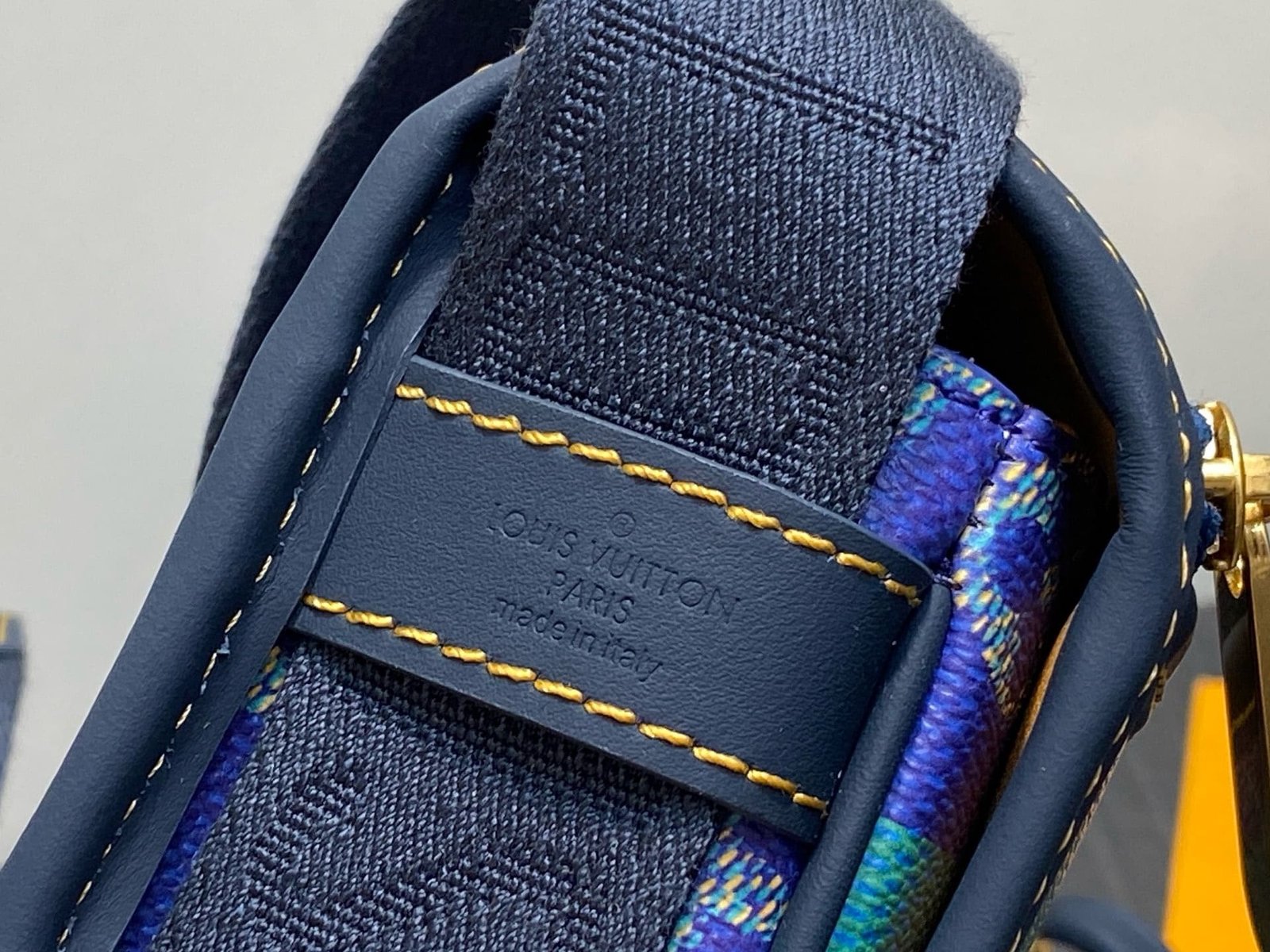 Louis Vuitton M15173 Bosphore Wearable Wallet