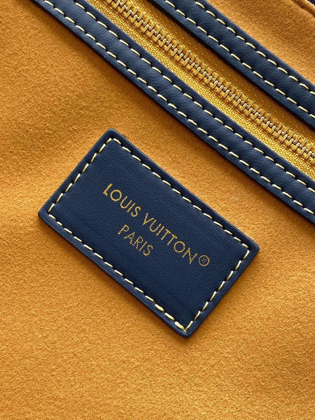Louis Vuitton M25900 Keepall Bandoulière 50
