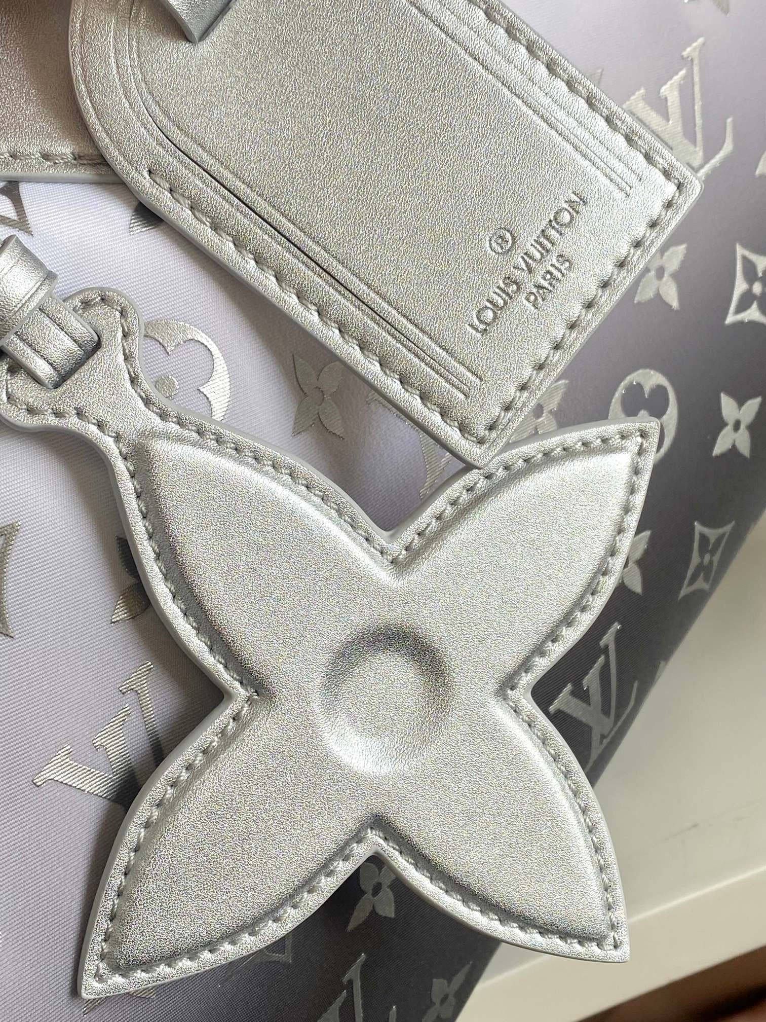 Louis Vuitton M12067 LV Ski Keepall Bandoulière 45