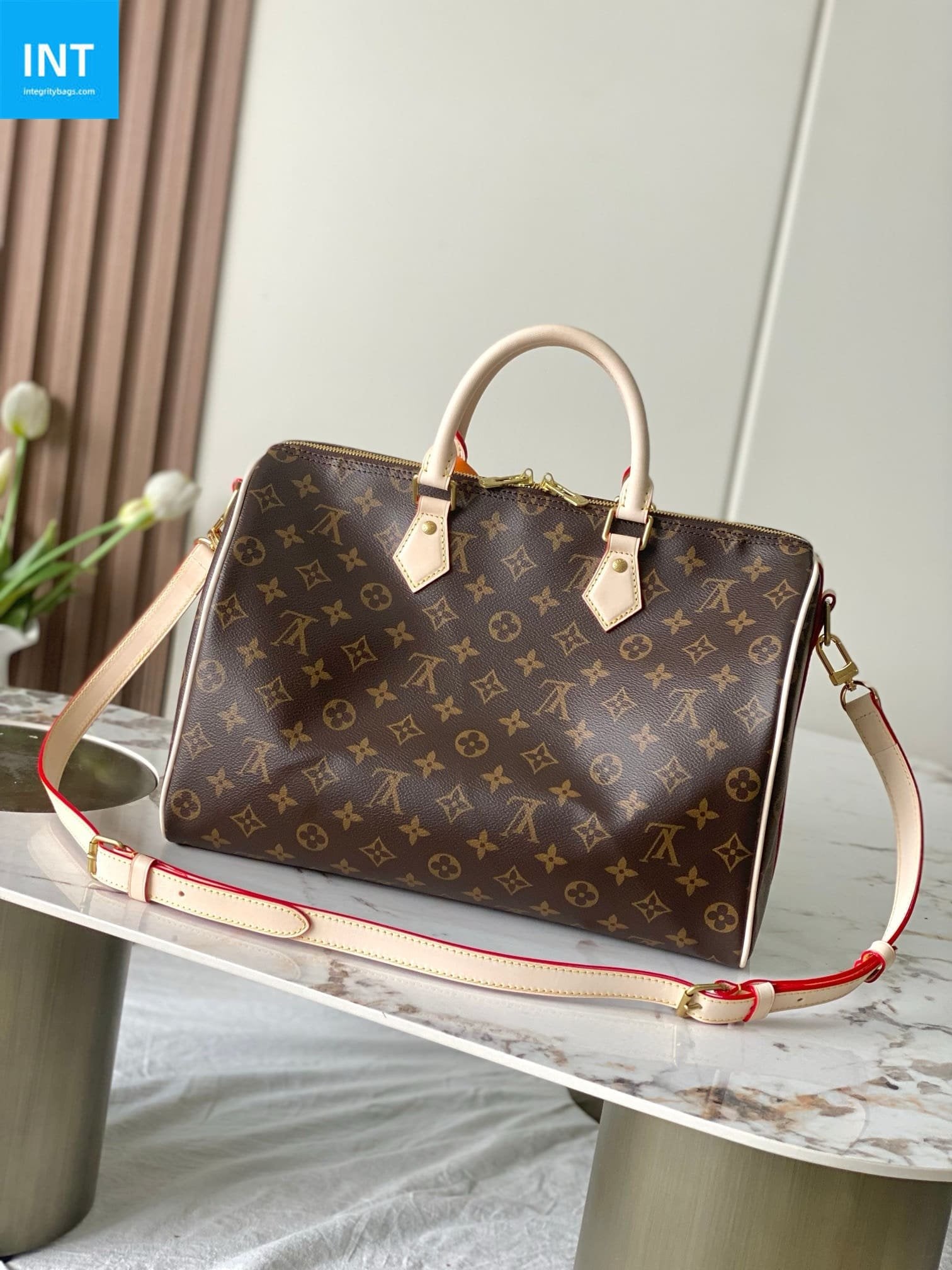 Louis Vuitton M46981 Speedy Bandoulière 35