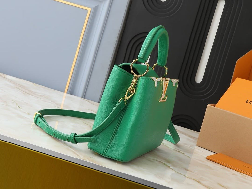 Louis Vuitton M23766 Capucines Mini