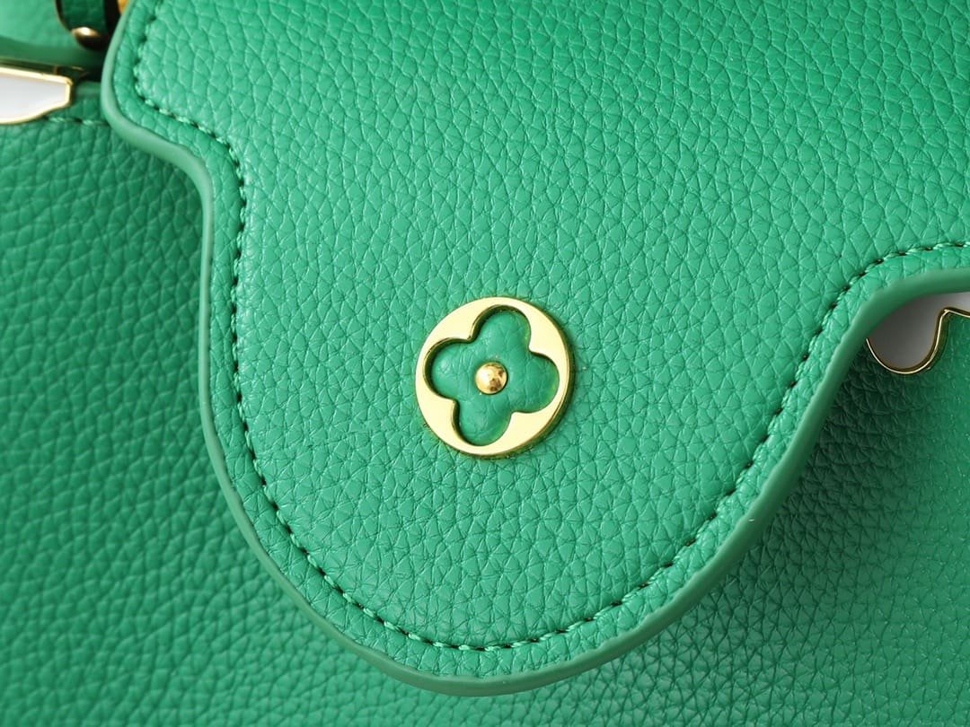 Louis Vuitton M23766 Capucines Mini