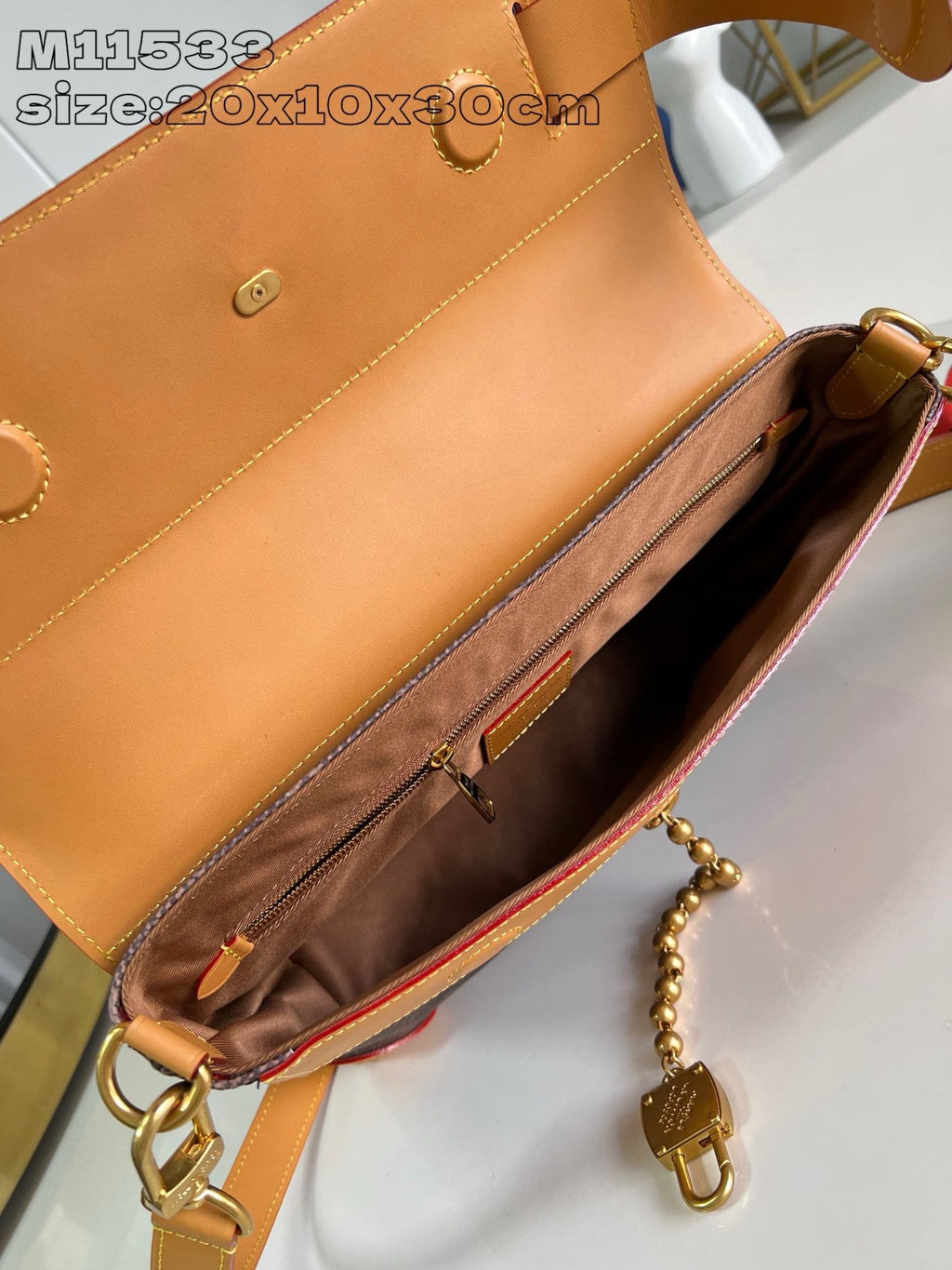 Louis Vuitton M11533 Steamer Crossbody