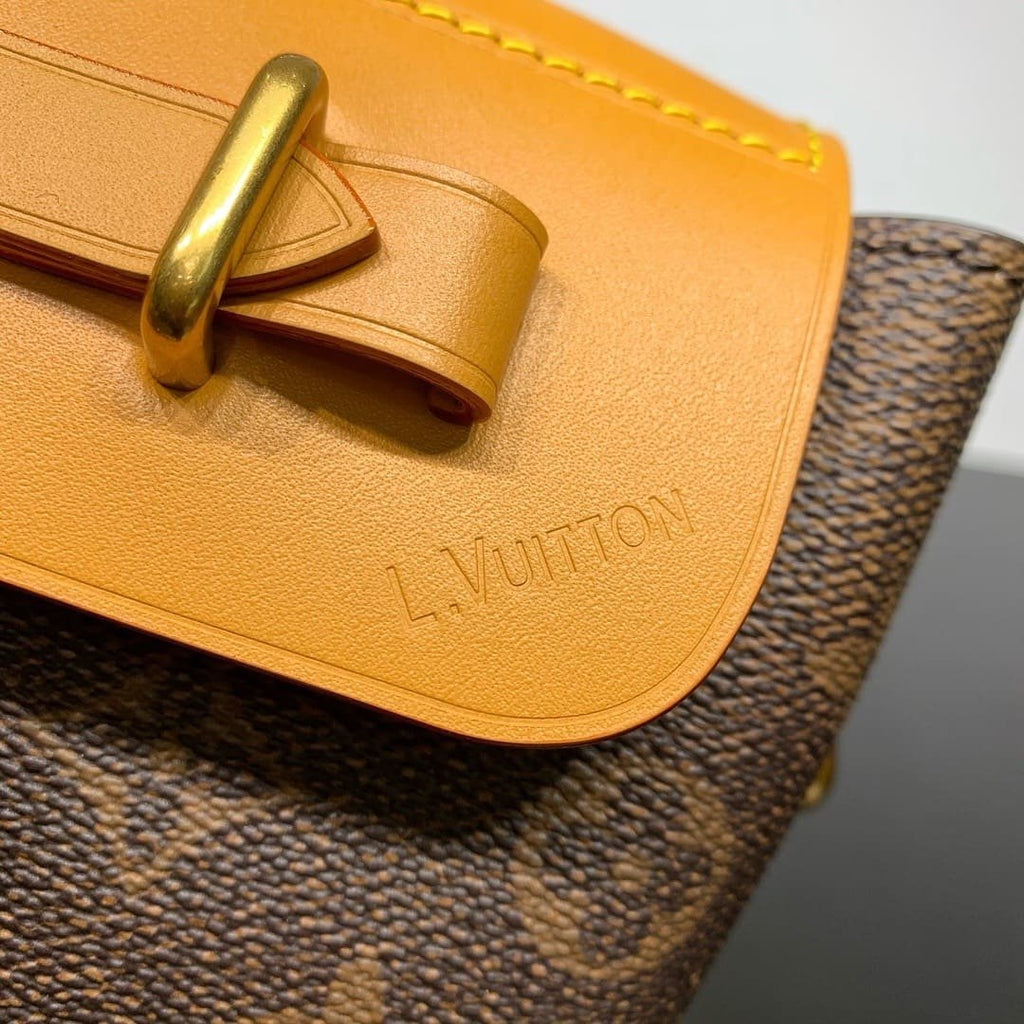 Louis Vuitton M11630 Steamer 15