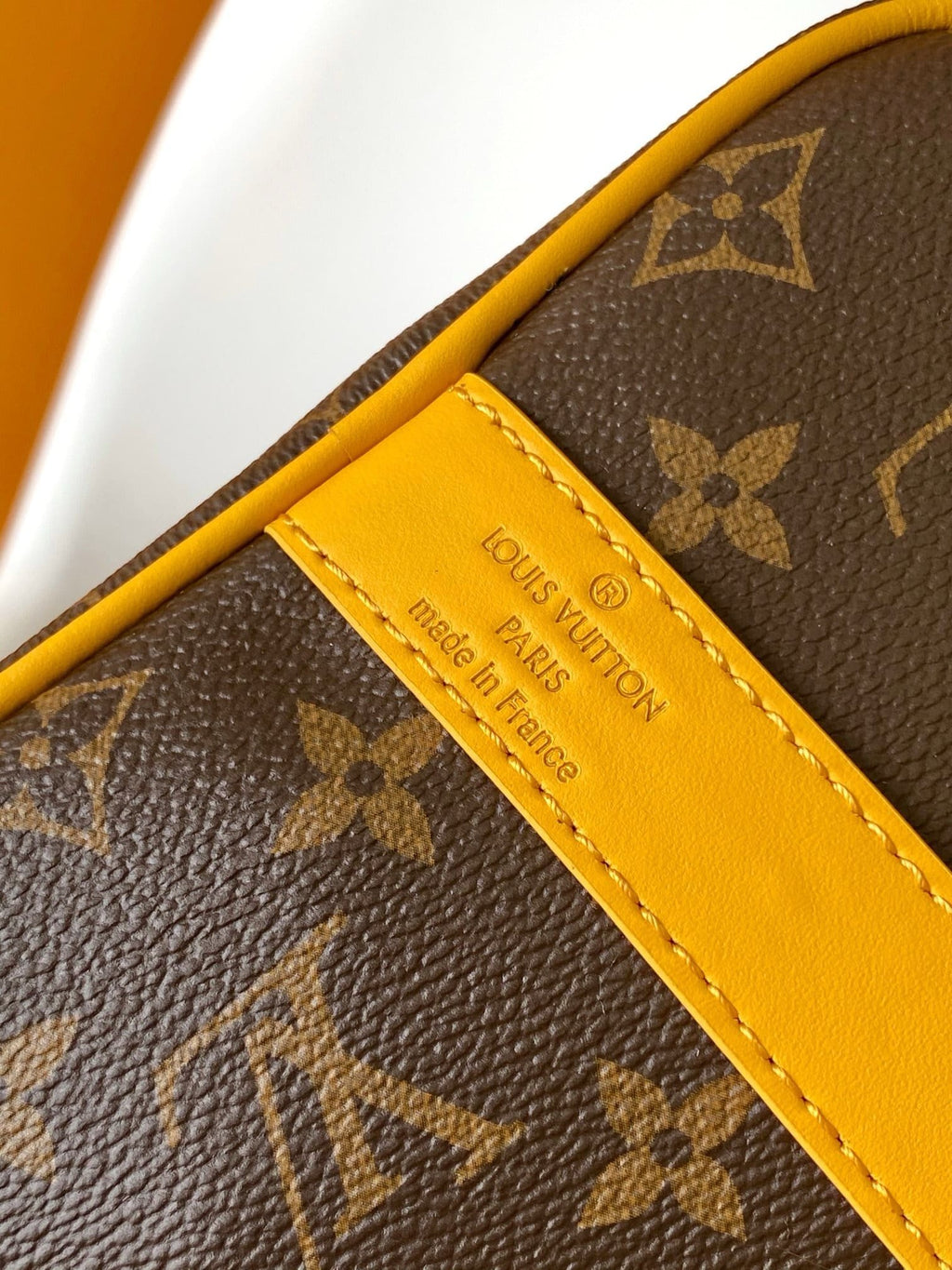 Louis Vuitton M13201 Keepall Bandoulière 35