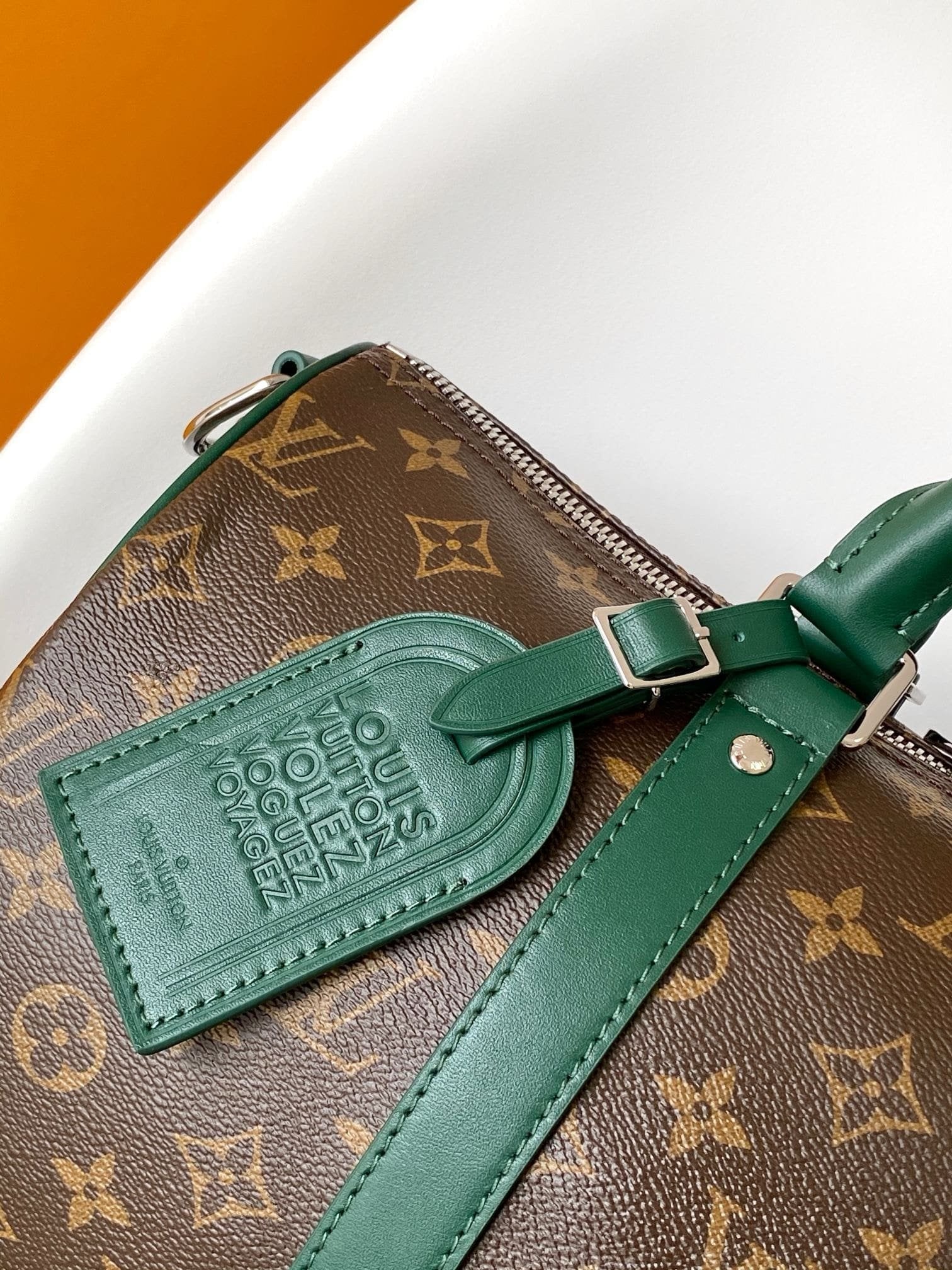 Louis Vuitton M12765 Keepall Bandoulière 35