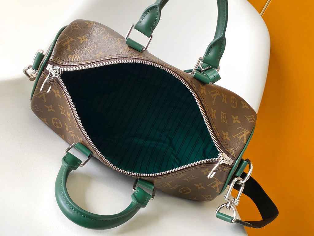 Louis Vuitton M12765 Keepall Bandoulière 35