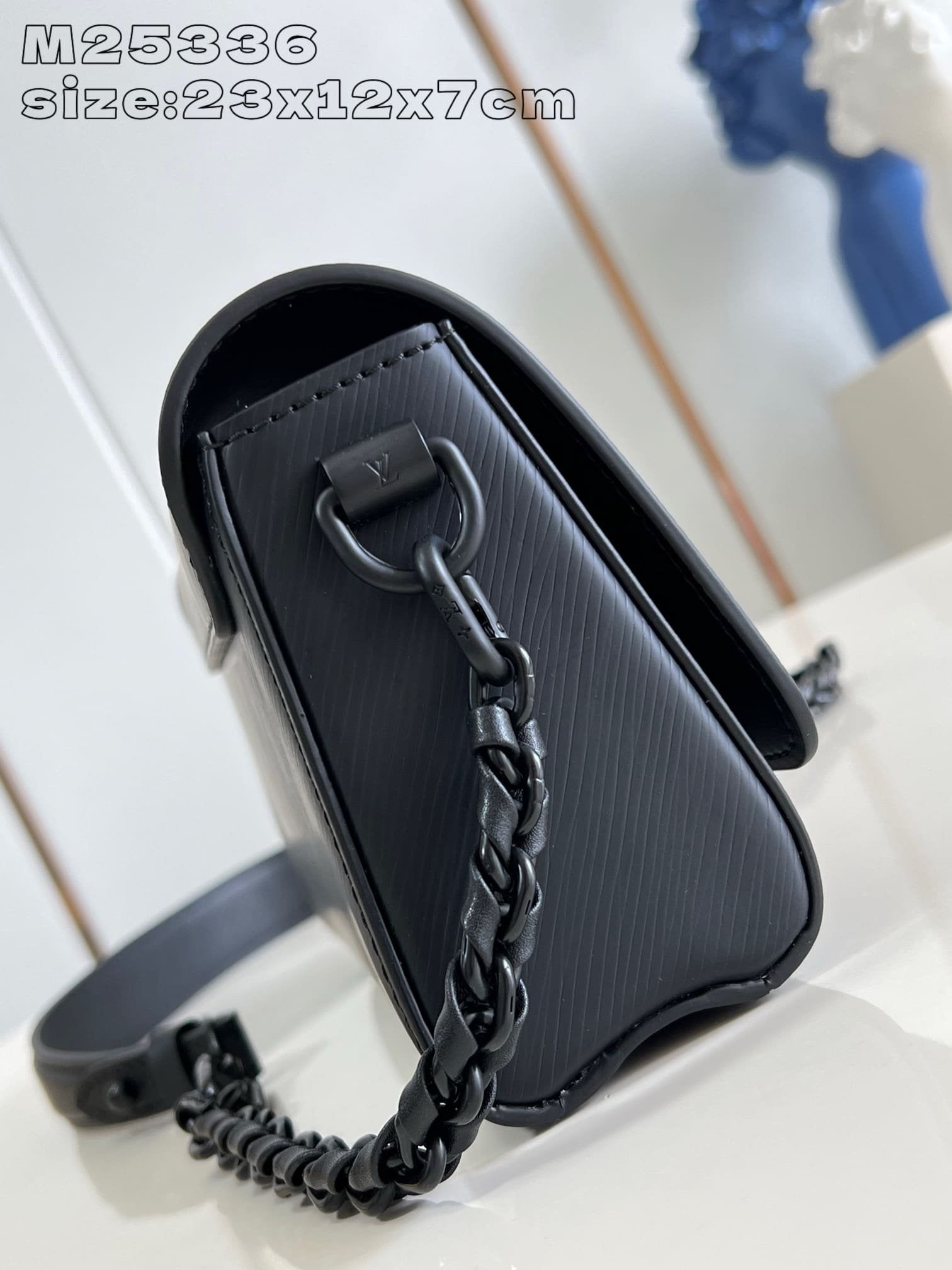 Louis Vuitton M25336 Twist West