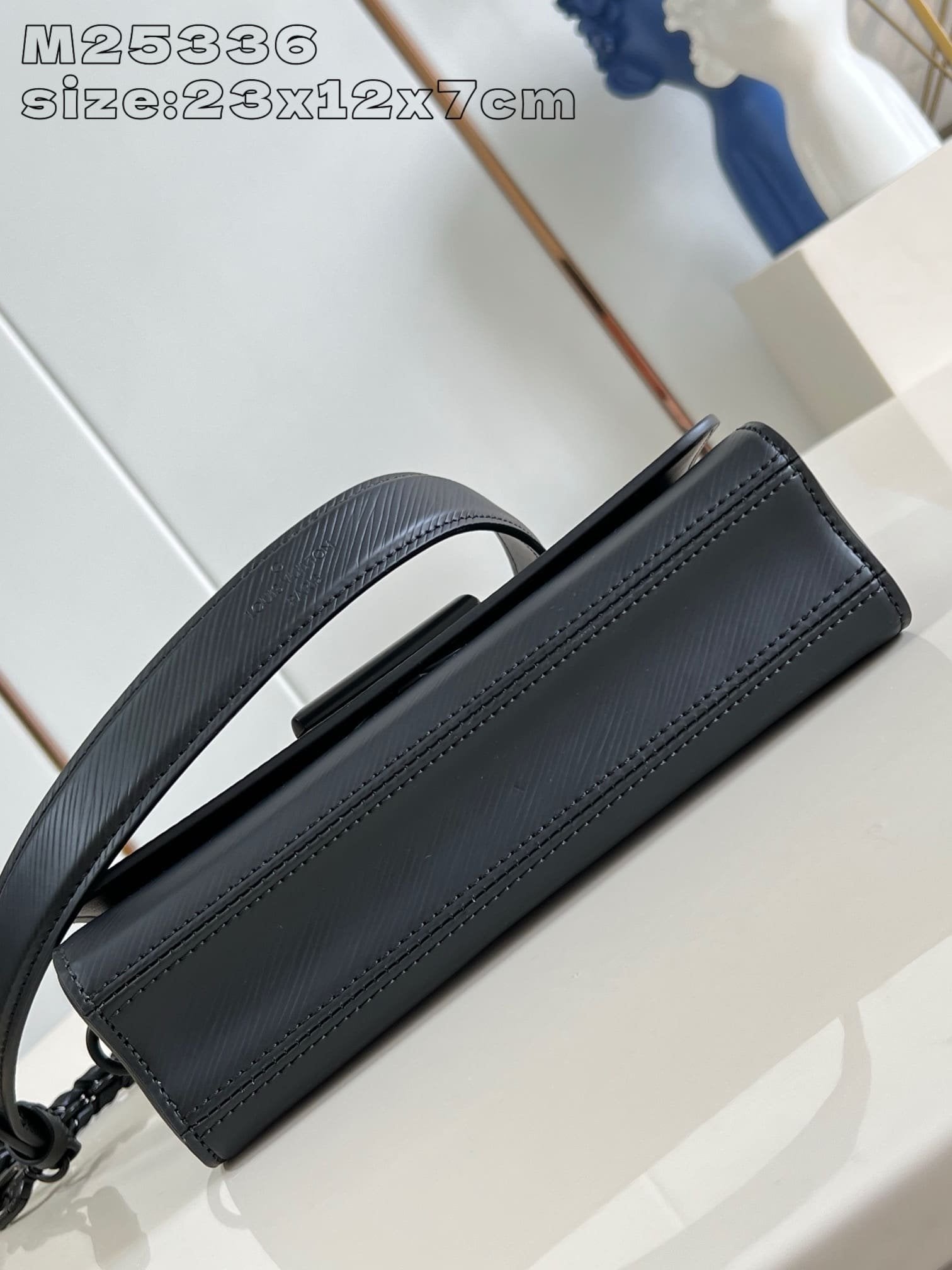 Louis Vuitton M25336 Twist West