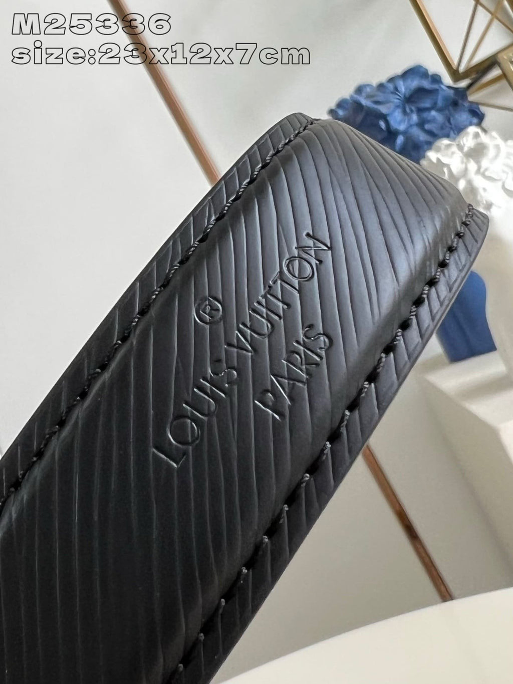 Louis Vuitton M25336 Twist West