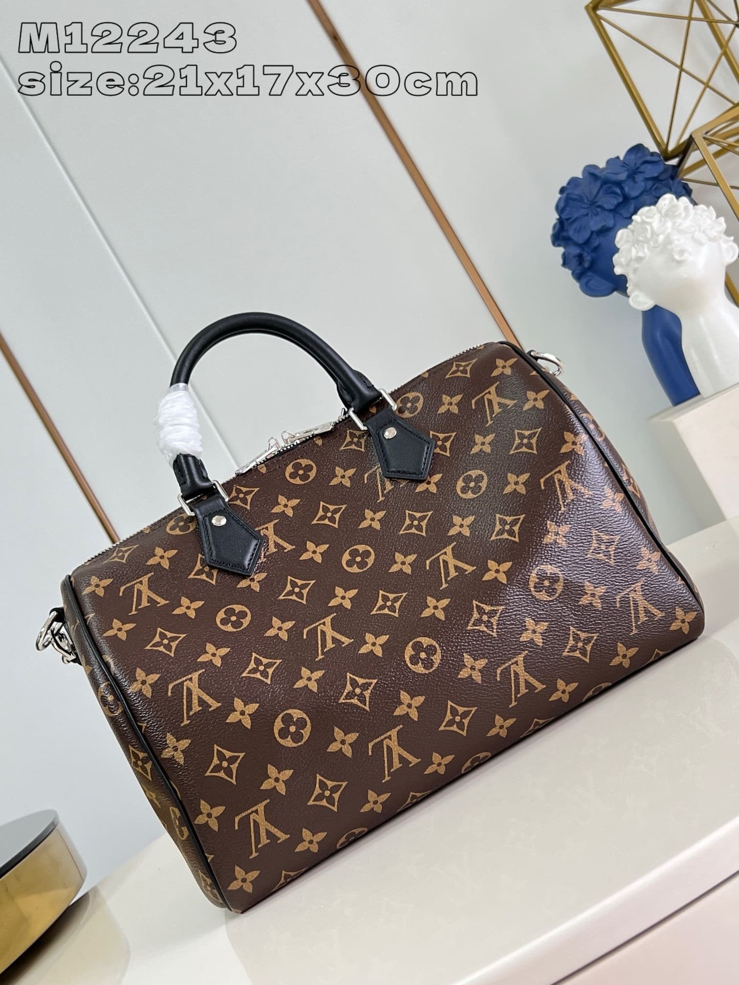 Louis Vuitton M12243 Speedy Soft 30 Dark