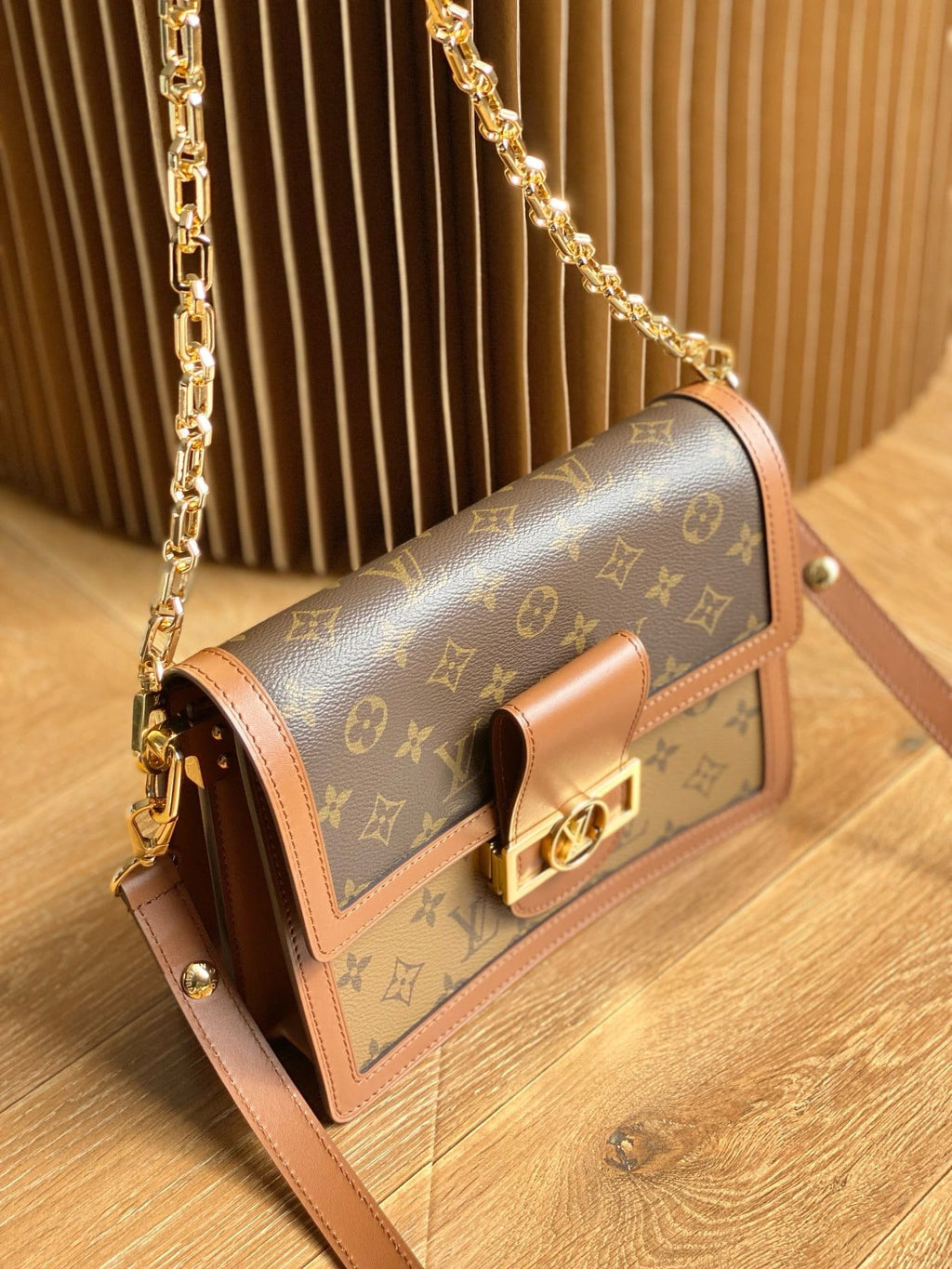 Louis Vuitton Dauphine MM Bag M44391