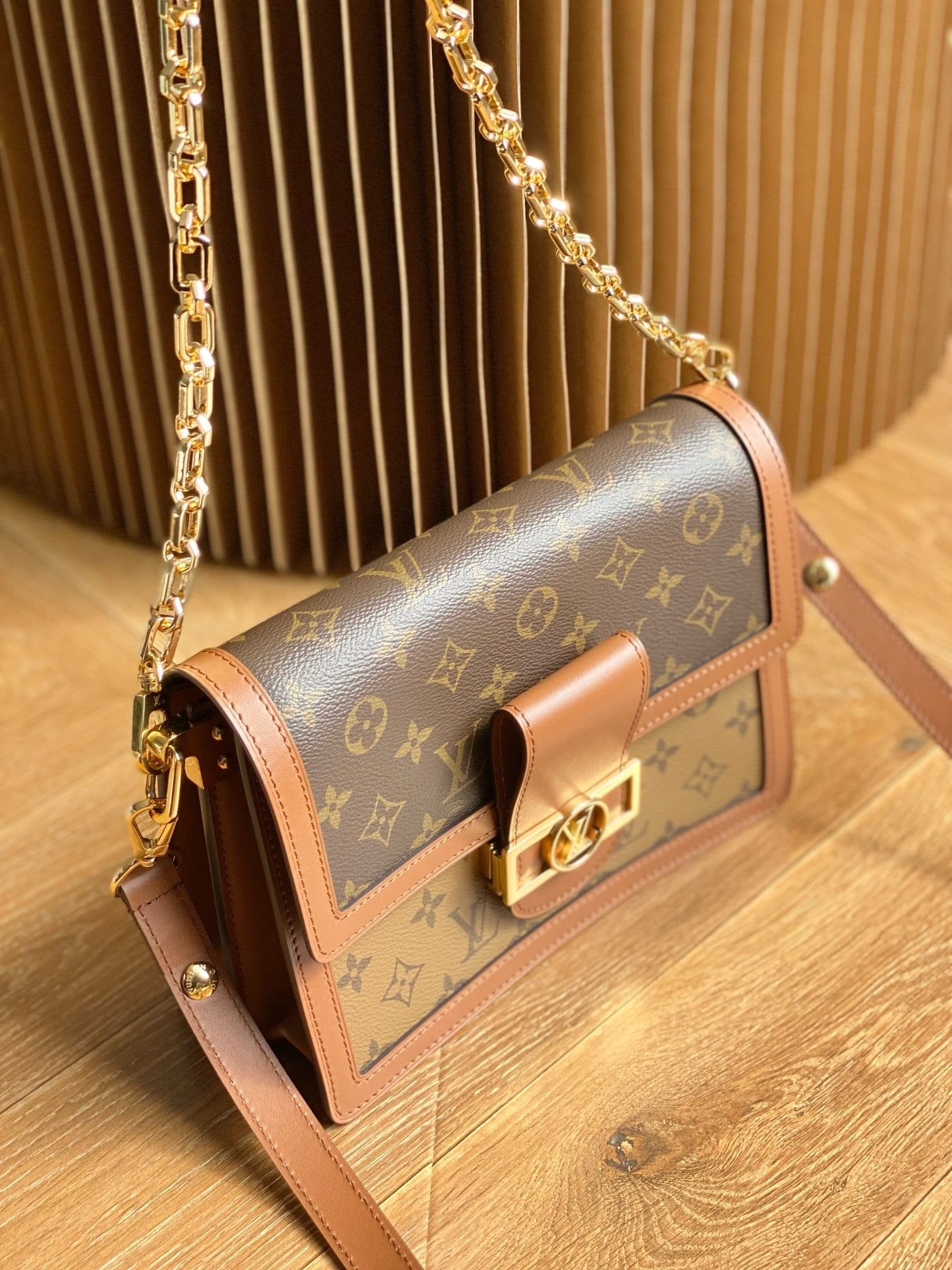 Louis Vuitton Dauphine MM Bag M44391