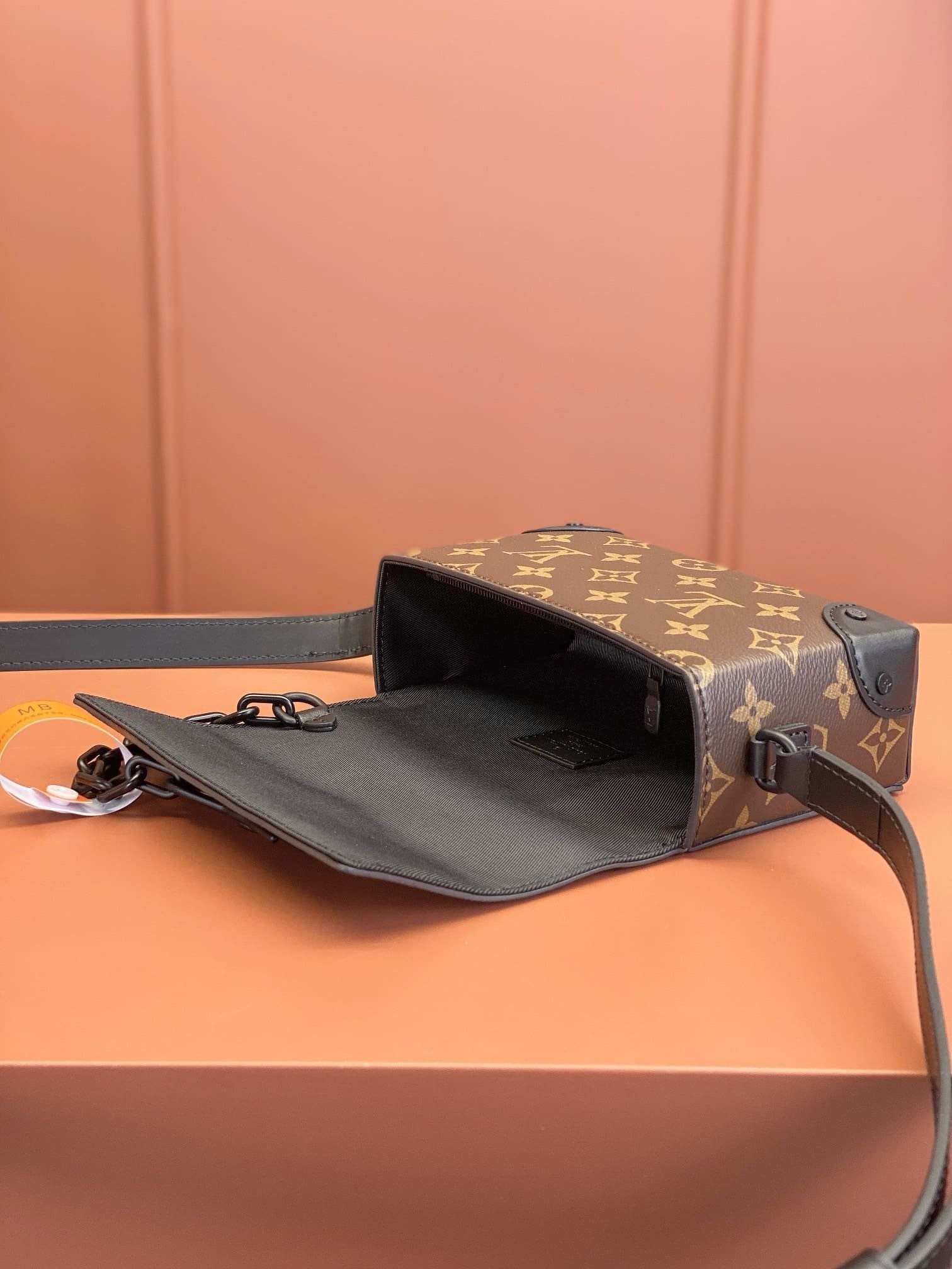 Louis Vuitton M83613 Steamer Wearable Wallet