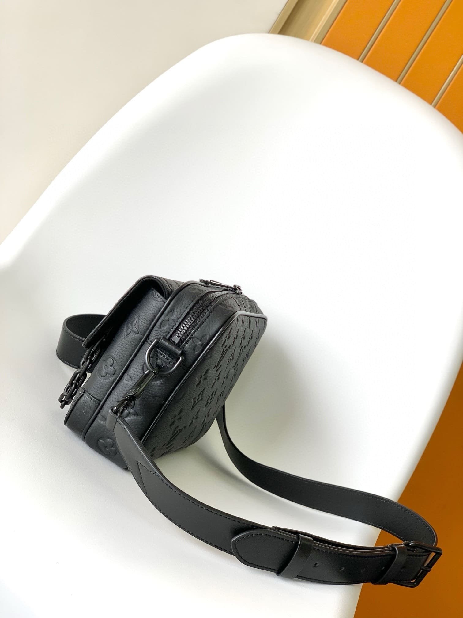 Louis Vuitton M23742 Steamer Messenger (top quality)