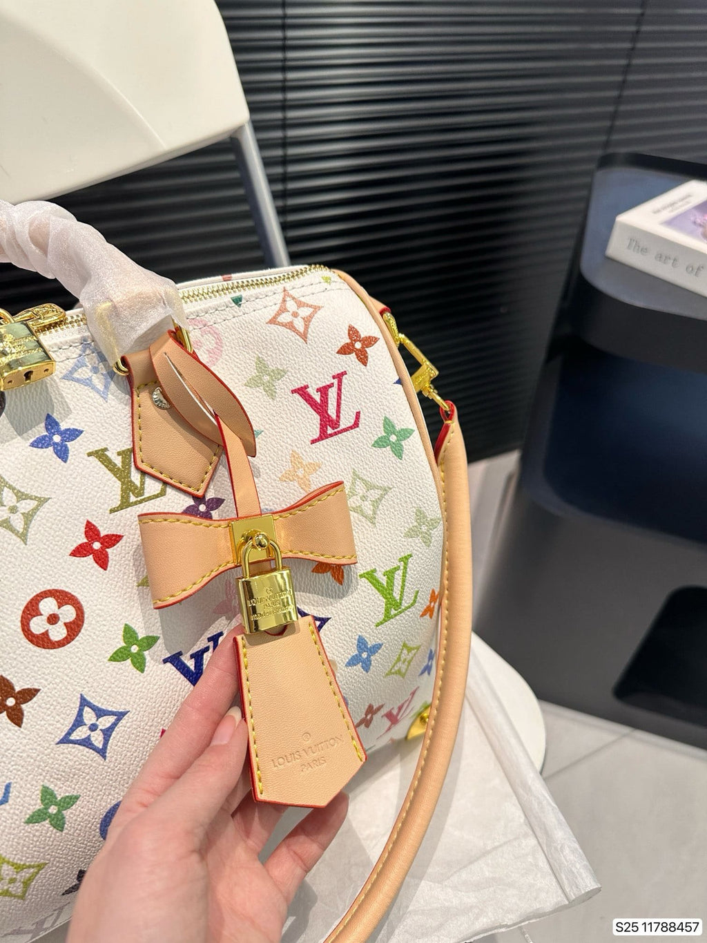 Louis Vuitton M13085 LV x TM Speedy Bandoulière 25