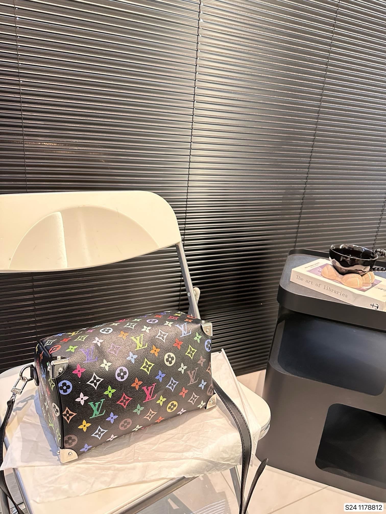 Louis Vuitton M13257 LV x TM Speedy Soft 30