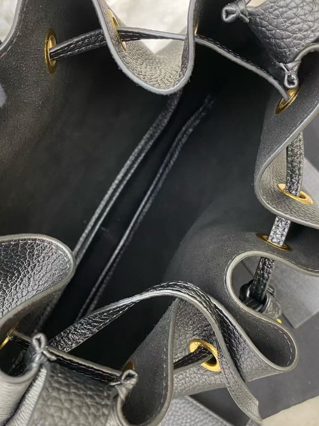 Saint Laurent PARIS VII small hobo in grained leather