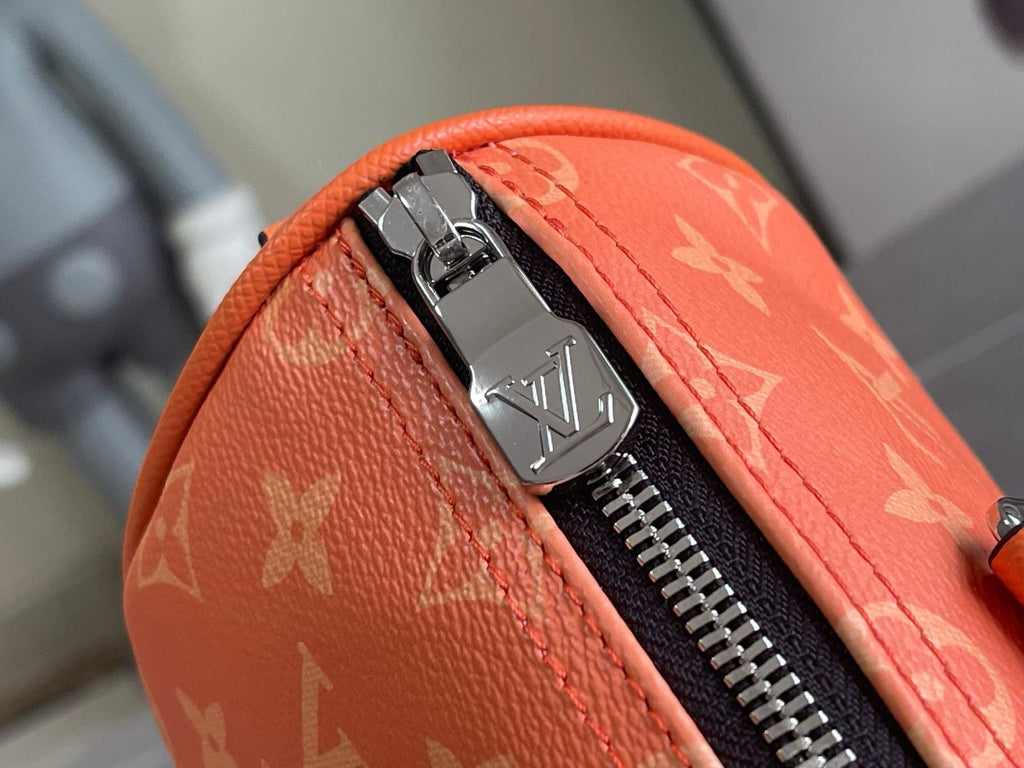 Louis Vuitton M31044 KEEPALL BANDOULIÈRE 25 travel bag