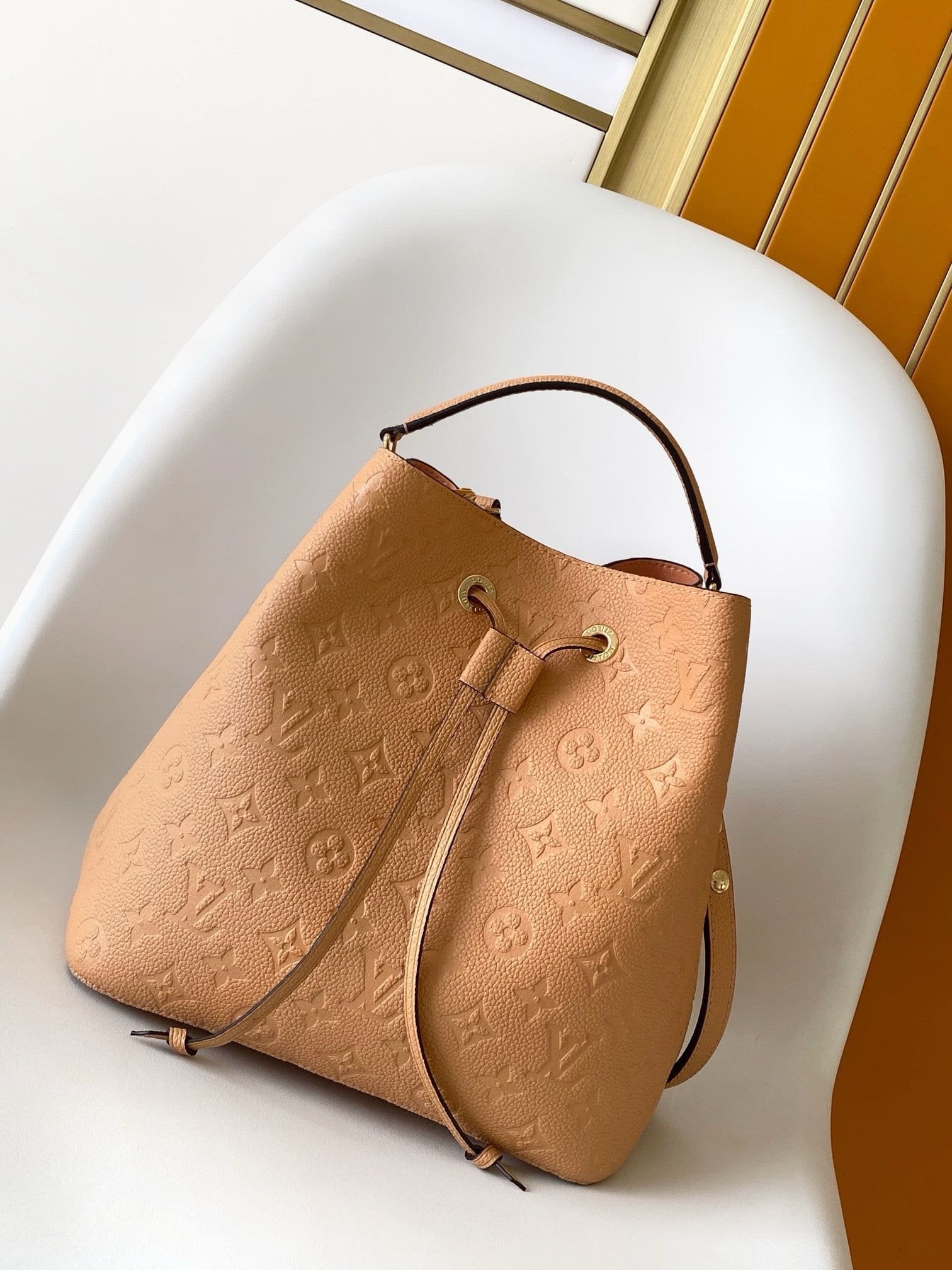Louis Vuitton M11815 NéoNoé MM