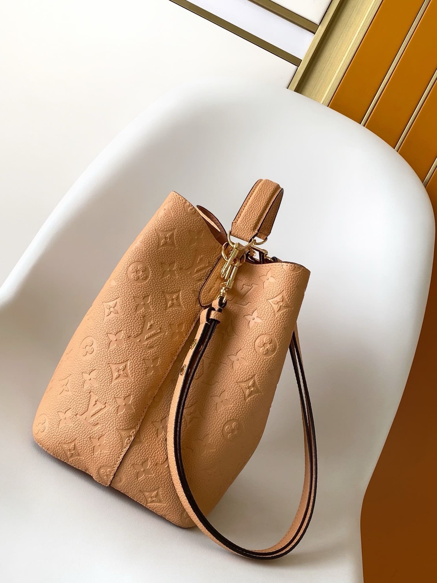 Louis Vuitton M11815 NéoNoé MM